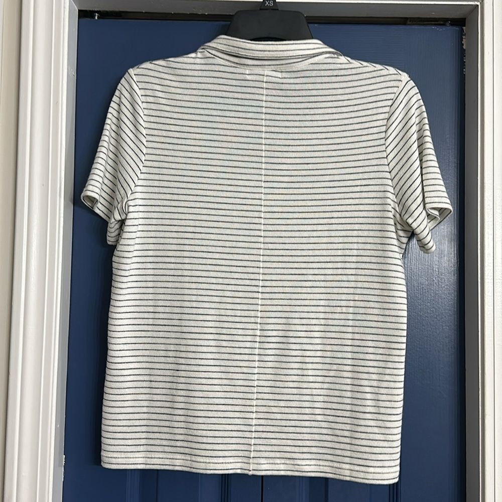 Rag & Bone knit polo shirt (white with black stripes). Size small. EUC - Picture 5 of 6